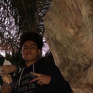 Meet your Posher, Lawrence